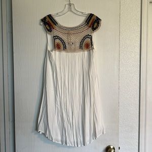 Earthbound Trading Company hippie dress / top M white crochet